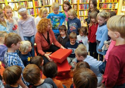 Ulrike Motschiunig zeigt Kinderbuchillustration